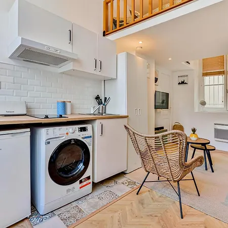 Apartment Design Close To The Jardin Du Luxembourg Paris